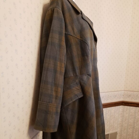 OUTLANDER SERIES EXCLUSIVE TORRID COLLECTION TARTAN GREEN PLAID FIT &FLARE COAT - Picture 3 of 12